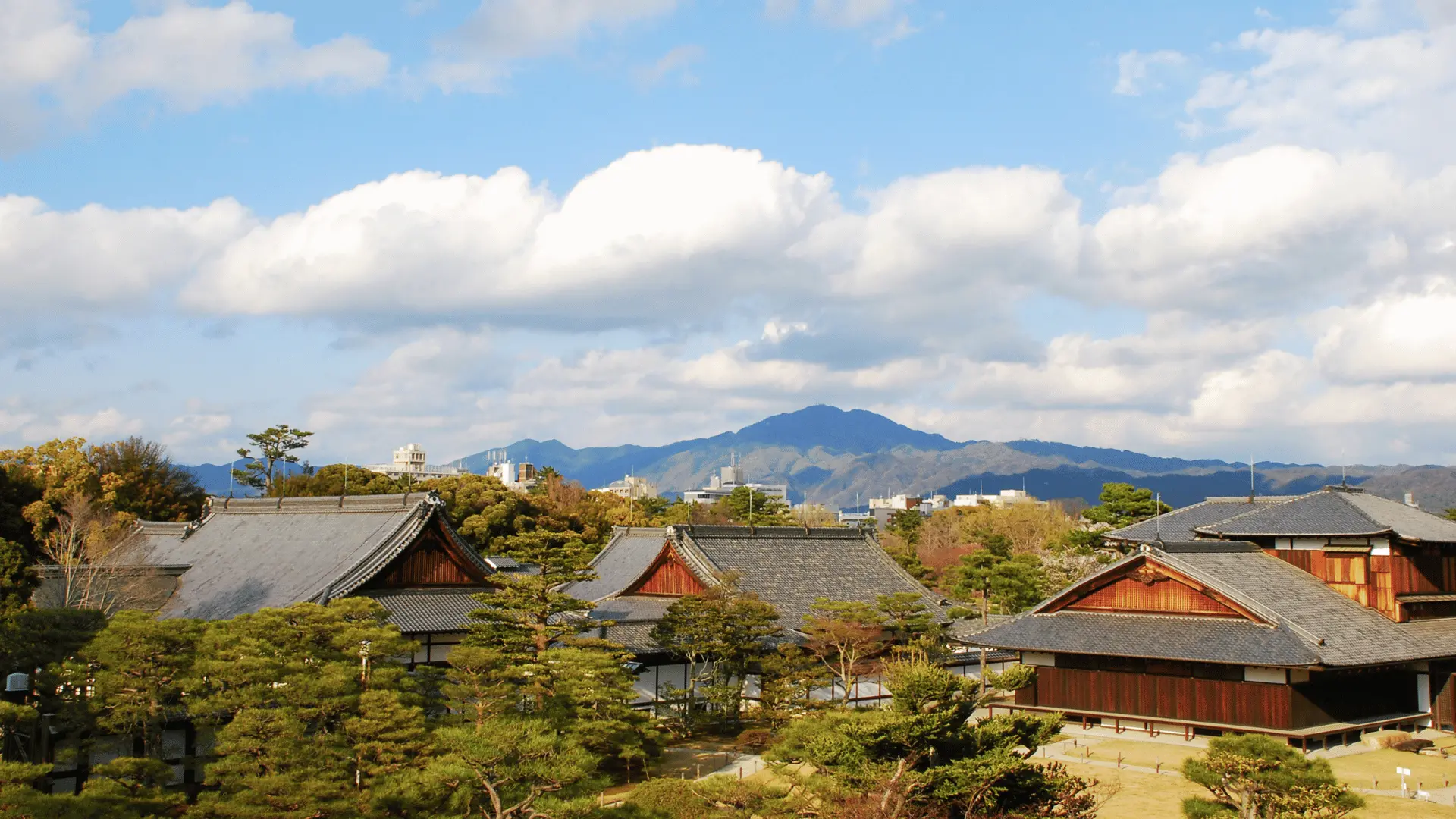 traditional japanese houses