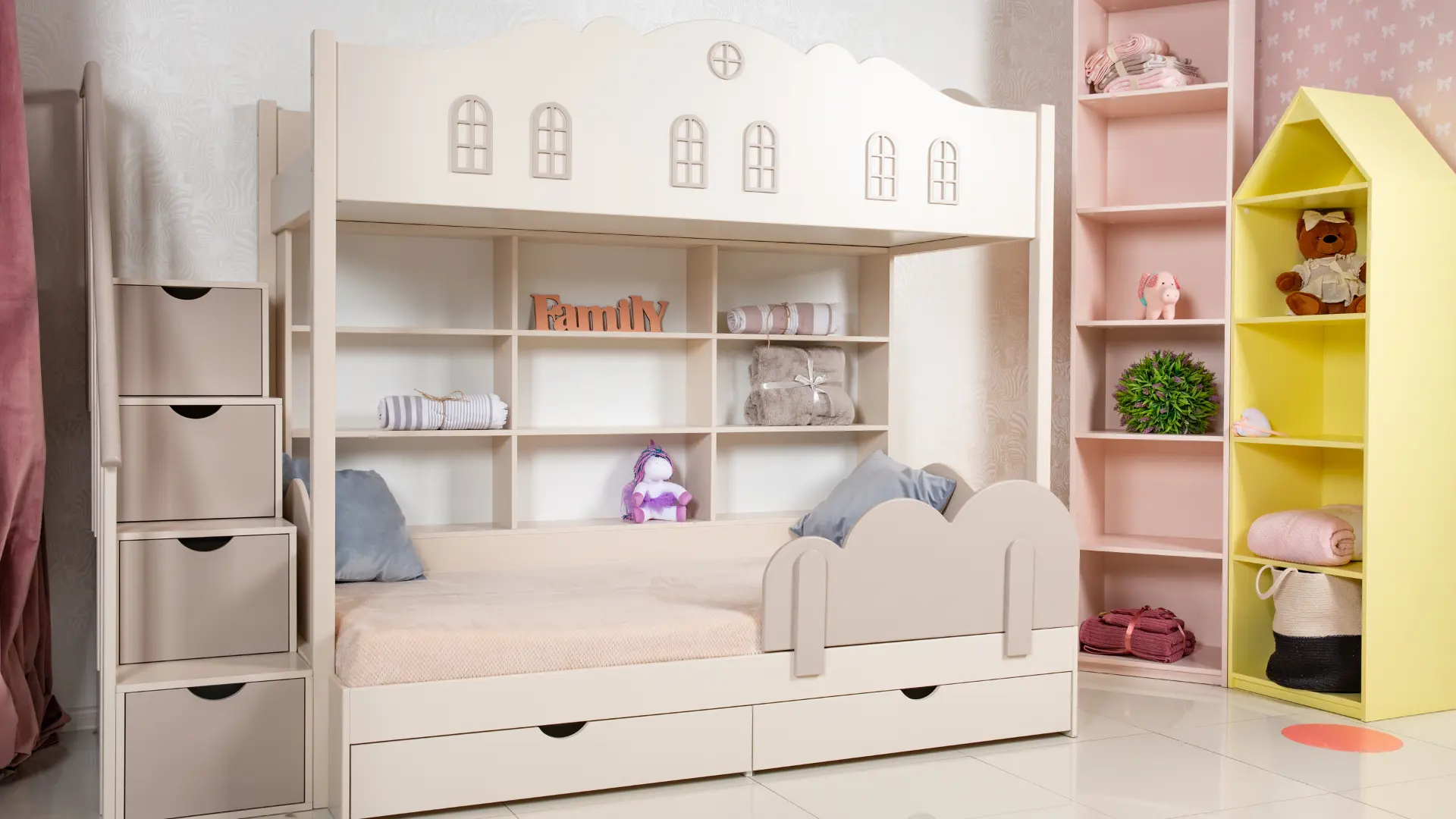 twin beds