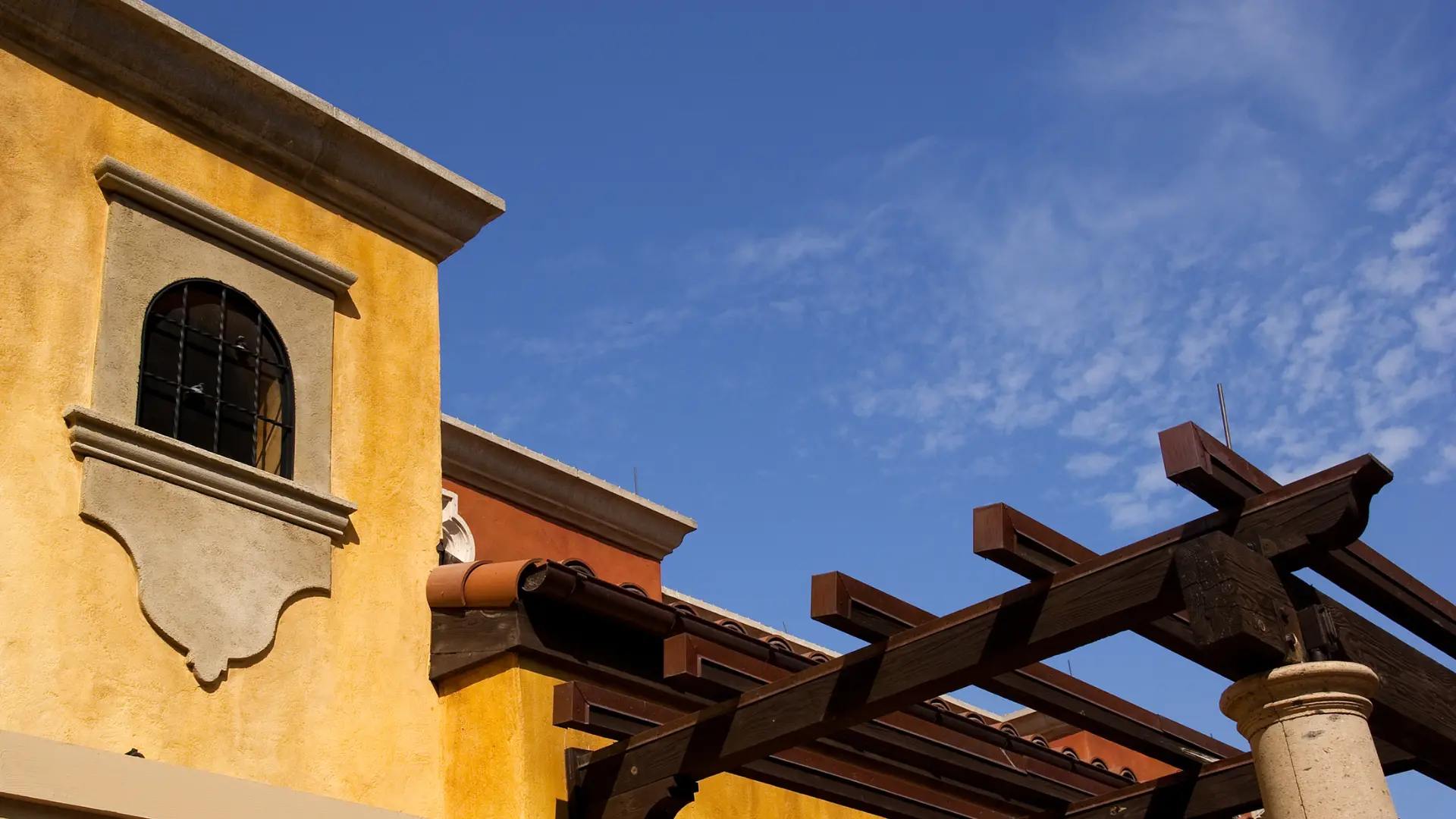 what are mexican houses made of